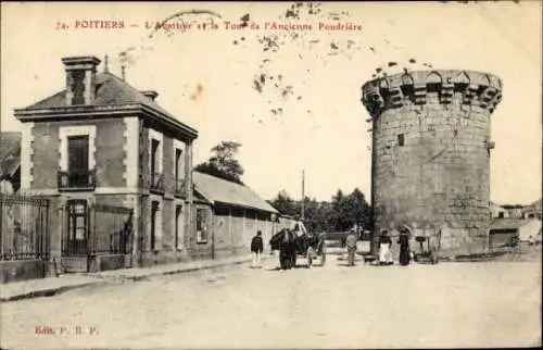Ak Poitiers Vienne, Abattoir, Tour de l'Ancienne Poudrière,  Architektur