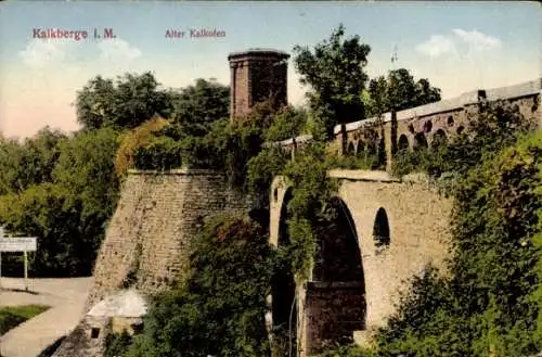 Ak Kalkberge Rüdersdorf in der Mark, Alter Kalkofen, Ziegelsteinmauer, Bäume, Aussichtsturm