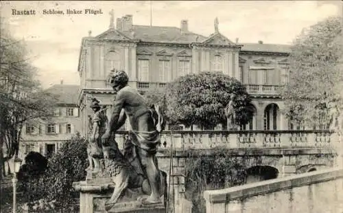 Ak Rastatt im Schwarzwald Baden, Schloss  linker Flügel, Statue, Gartenanlage