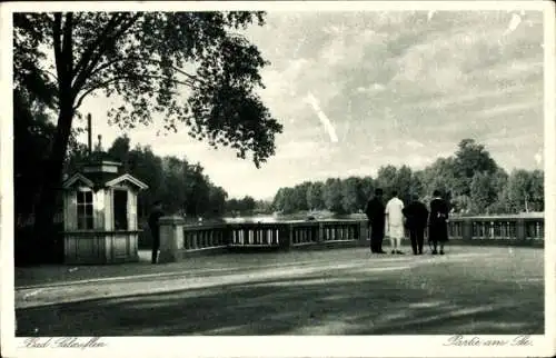 Ak Bad Salzuflen in Lippe, Partie am See