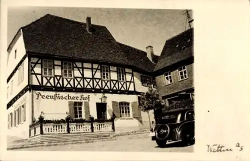 Ak Wettin Löbejün im Saalekreis, Preußischer Hof,  Architektur, Auto, Wettin