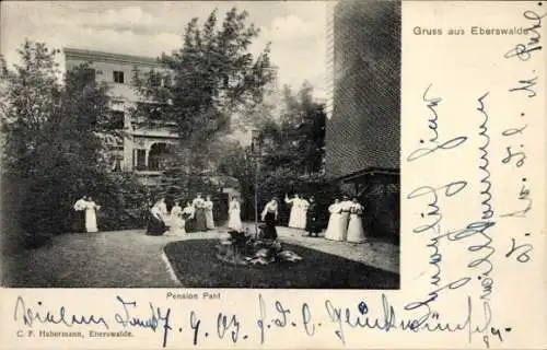 Ak Eberswalde, Pension Pahl, Garten, Gäste