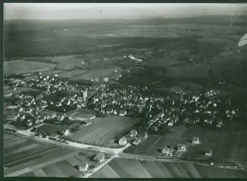 Ak Holzgerlingen in Württemberg, Auf dem Bild ist eine Luftaufnahme des Ortes Holzgerlingen zu...