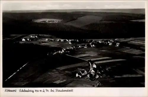Ak Freudenstadt im Schwarzwald, Höhenort Schomberg, 750 m, Landschaft, Luftaufnahme