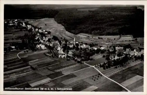 Ak Simmersfeld im Schwarzwald, Luftaufnahme von  Höhenluftkurort, Schwarzwald, 780 m