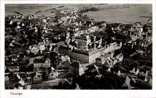 Ak Trossingen auf der Baar, Luftbildansicht von  zahlreiche Häuser, großflächige Bebauung