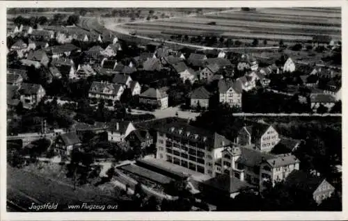 Ak Jagstfeld Bad Friedrichshall in Württemberg, Luftaufnahme von  Häuser, Straßen, ländliche Umge