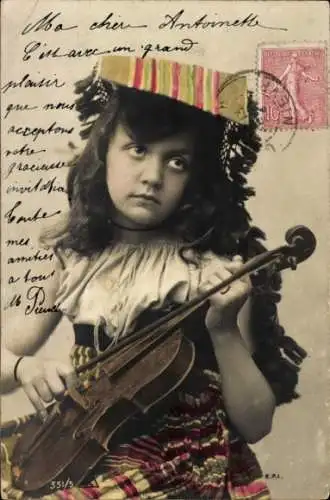 Foto Ak Mädchen mit Violine, Portrait