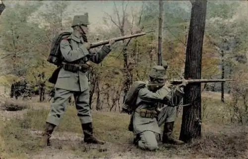 Ak 2. Königl. Sächsisches Jägerbataillon No. 13, Jäger in Felduniform, Gewehre im Anschlag