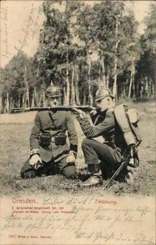Ak Dresden, Zielübung, 2. Grenadier Regiment Nr. 101 Kaiser Wilhelm, König von Preußen