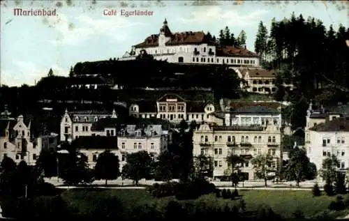 Ak Mariánské Lázně Marienbad Region Karlsbad, Stadtansicht, Café Egerländer, architektonische ...