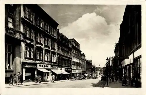 Ak Teplice Teplitz Region Aussig, Stadtansicht, Masarykova třída, alte Gebäude, Menschen auf d...