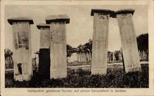 Ak Serbien, Denkmäler gefallener Serben auf einem Schlachtfeld