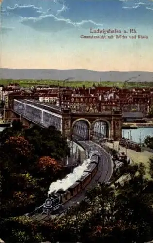 Ak Ludwigshafen am Rhein, Ludwigshafen a. Rh., Brücke und Rhein mit Zug