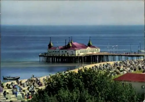 Ak Ostseebad Ahlbeck auf Usedom, Strand-Café, Seebrücke, Strandkörbe