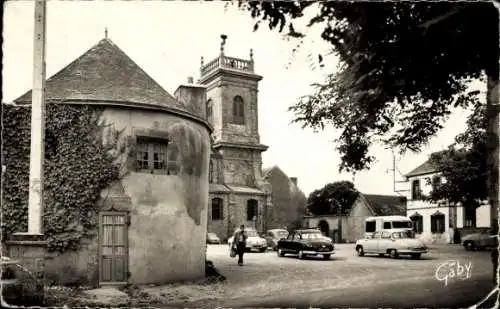 Ak Saint Gildas de Rhuys Morbihan, Neuer Platz, Kirche, Gefängnis