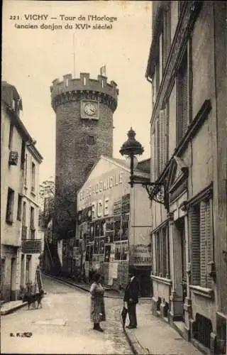 Ak Vichy Allier, Tour de l'Horloge, alten Donjon, Uhrturm, französischer Stil