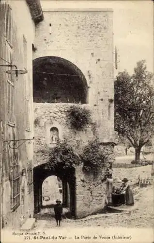Ak Saint Paul du Var Alpes Maritimes, Porte de Vence (Interieur)