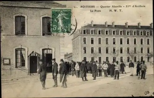 Ak Poitiers Vienne, Quartier Aboville, 33me d'Artillerie, Post