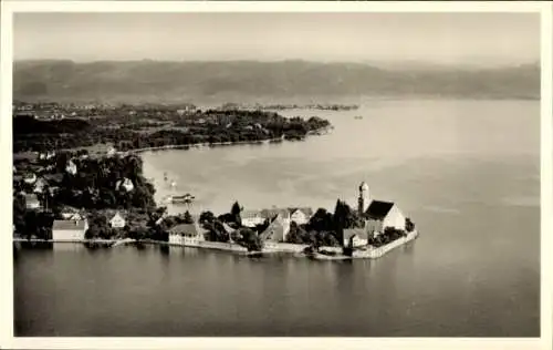 Ak Wasserburg am Bodensee Schwaben, Landschaft mit Wasser, Häusern, Kirchturm, Bergkulisse