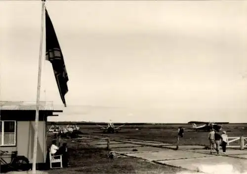 Foto Ak Nordseebad Wangeroog Wangerooge in Ostfriesland, Flugplatz