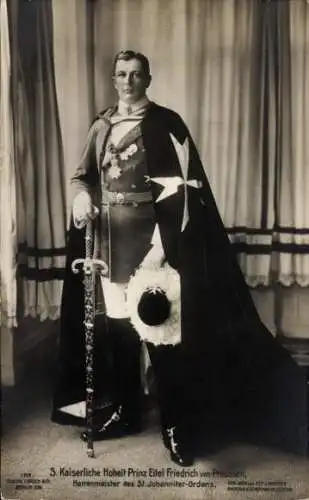Ak Eitel Friedrich Prinz von Preussen, Herrenmeister des St. Johanniter Ordens, Standportrait