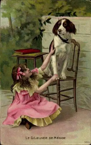 Ak Mädchen in pinkem Kleid, Hund, Tisch, Buch