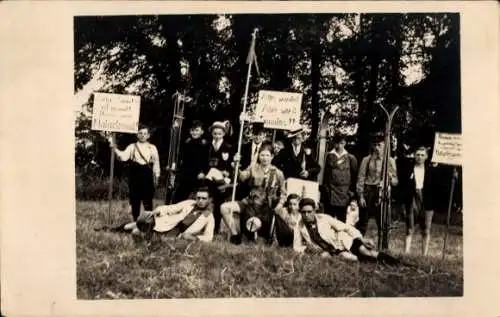 Foto Ak Kinder, Gruppenfoto, Naturfreunde Kommunisten