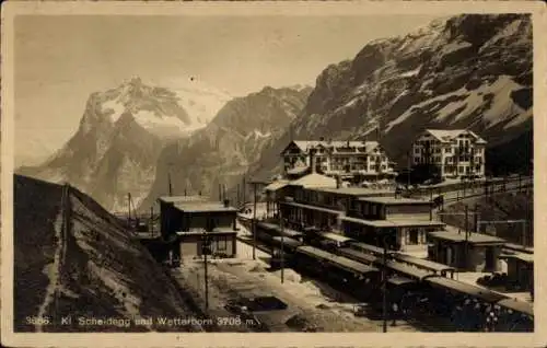 Ak Kanton Bern, Berner Oberland, Kleine Scheidegg und Wetterhorn, Bahnhof