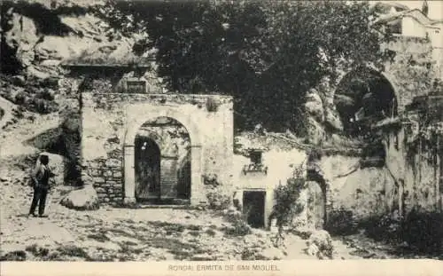 Ak Ronda Andalusien Spanien, Ermita de San Miguel,  Ruinen, schwarz-weiß Foto, naturbelassene Umg