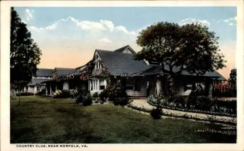 Ak Norfolk Virginia USA, Country Club, große Gebäude, Garten, Himmel mit Wolken