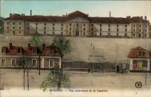 Ak Saint Denis Seine-Saint-Denis, Vue interieure de la Caserne