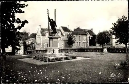 Ak Saint Savin Vienne, St-Germain, La Place