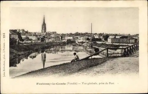 Ak Fontenay le Comte Vendée, Vue generale, prise du Port, Angler