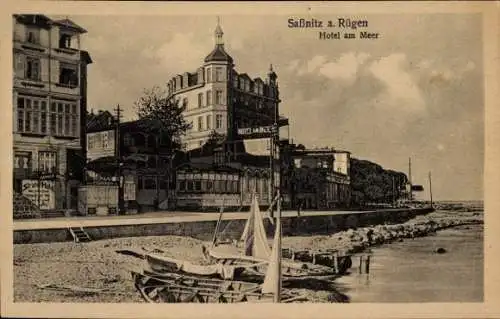 Ak Sassnitz auf Rügen, Hotel am Meer, Strandpromenade, Segelboote,  Architektur