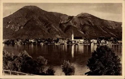 Ak Egern am Tegernsee Oberbayern, Panorama des Tegernsees, Wallberg, Setzberg, Kirche, Gebäude, W