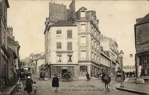 Ak Fougères Ille et Vilaine, Stadtansicht  Rue de Paris und rue du Tribunal,  Gebäude
