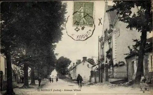 Ak Reuilly Indre, Avenue Wilson,  Straßenansicht, Poststempel,  ,  Fahrradfahrer