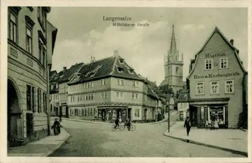 Ak Bad Langensalza in Thüringen,  Mühlhäuser Straße,  Gebäude, Kirche, Fahrradfahrer