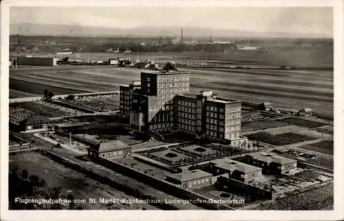 Ak Ludwigshafen am Rhein, Flugzeugaufnahme vom St. Marien-Krankenhaus, Ludwigshafen-Gartenstadt