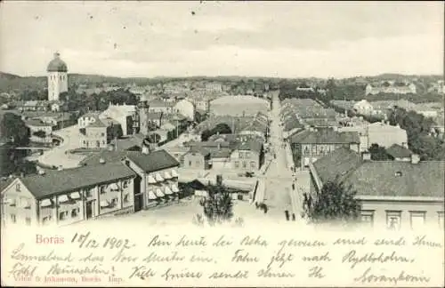 Ak Borås Schweden, Stadtansicht von  s Gebäude, Turm im Hintergrund,  aus 1902