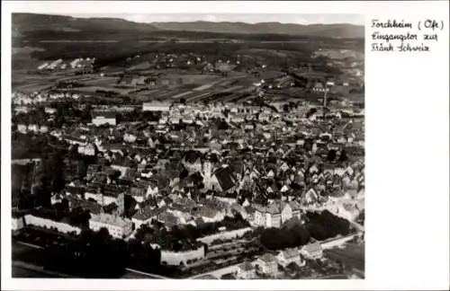 Ak Forchheim in Oberfranken Bayern, Vogelperspektive von   Architektur, ländliche Umgebung
