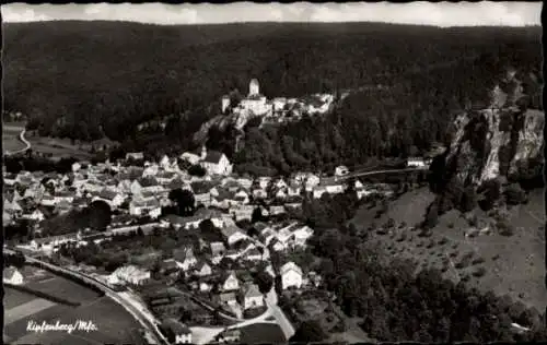 Ak Kipfenberg in Oberbayern, Luftaufnahme von   Gebäude, Stadtlandschaft