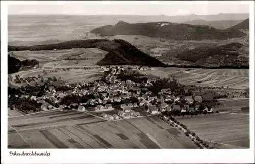 Ak Erkenbrechtsweiler Schwäbische Alb, Luftaufnahme