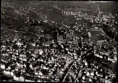 Ak Esslingen am Neckar, Luftaufnahme von Esslingen, Stadtansicht, Neckar