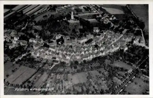 Ak Felsberg im Odenwald Hessen, Luftaufnahme von   Architektur, grüne Landschaft, 