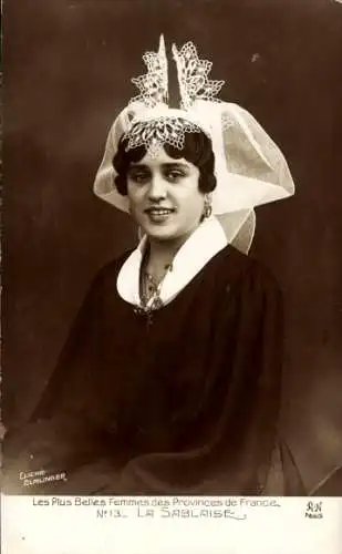 CPA Les Plus Belles Femmes des Provinces de France, La Sablaise