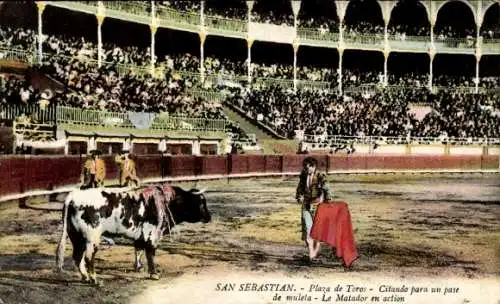 Ak Stierkampf, San Sebastian, Citando para un pase de muleta, Le Matador en action