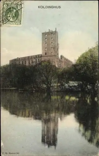 Ak Kolding Dänemark, Koldinghus,  Burg, spiegelnd im Wasser, Natur, farbig, klare Sicht