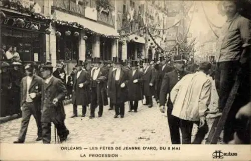 Ak Orléans Loiret, Festumzug für Jeanne d'Arc,  Trachten, Feierlichkeiten